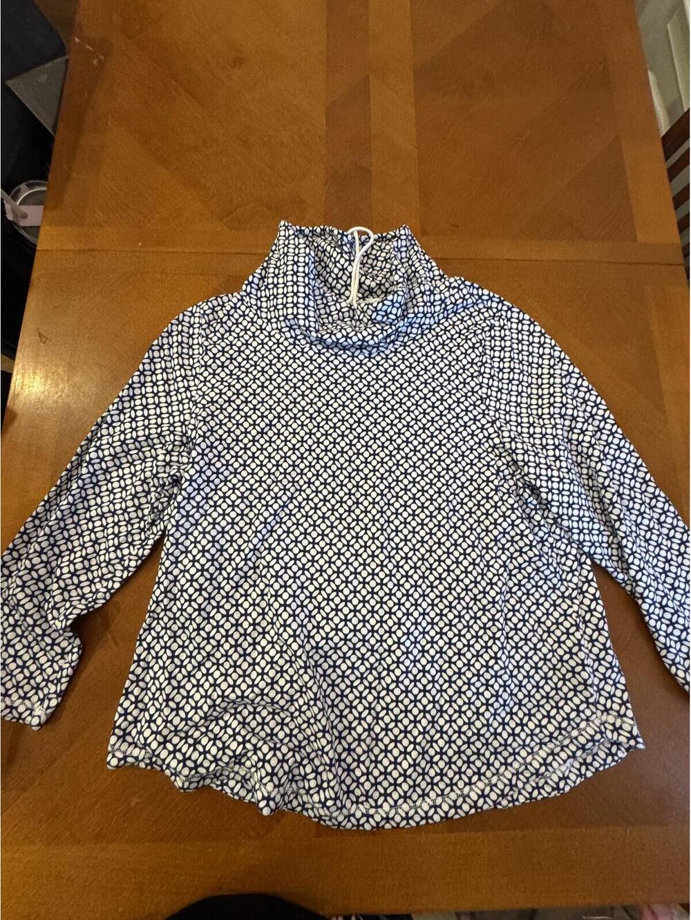 T by Talbots 2x Blue and White Patterned Pullover with Drawstring Neck 4-123
